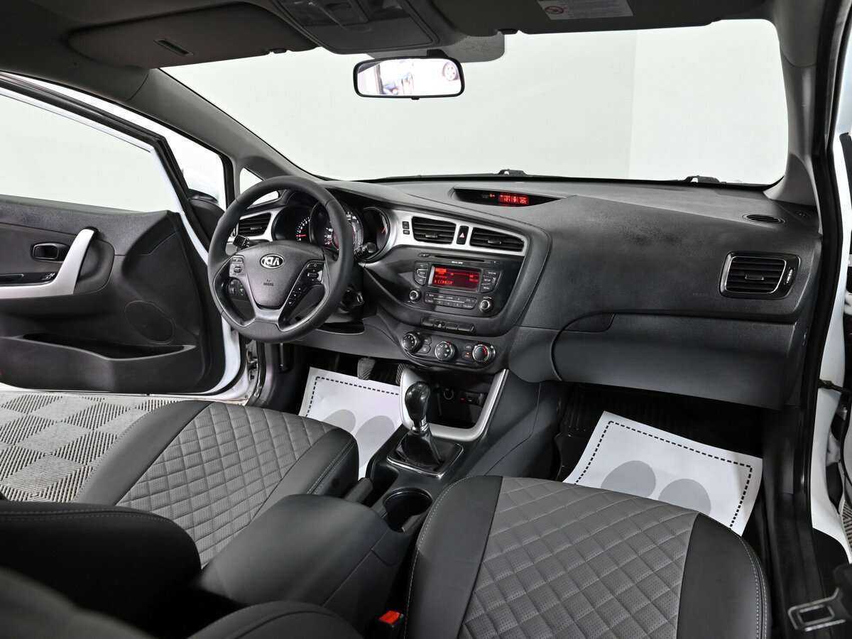 Kia Ceed 2013 года с пробегом. Фото: #4