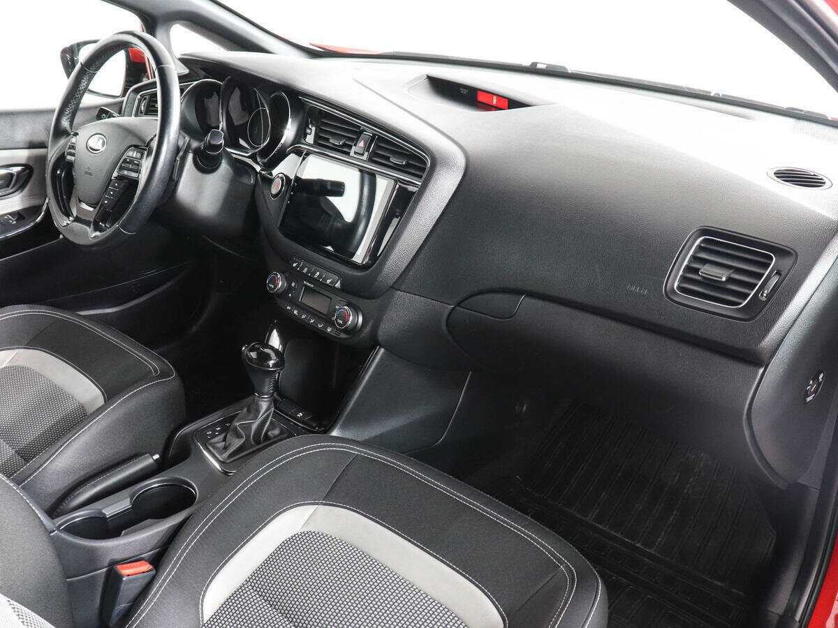Kia Ceed 2017 года с пробегом. Фото: #9