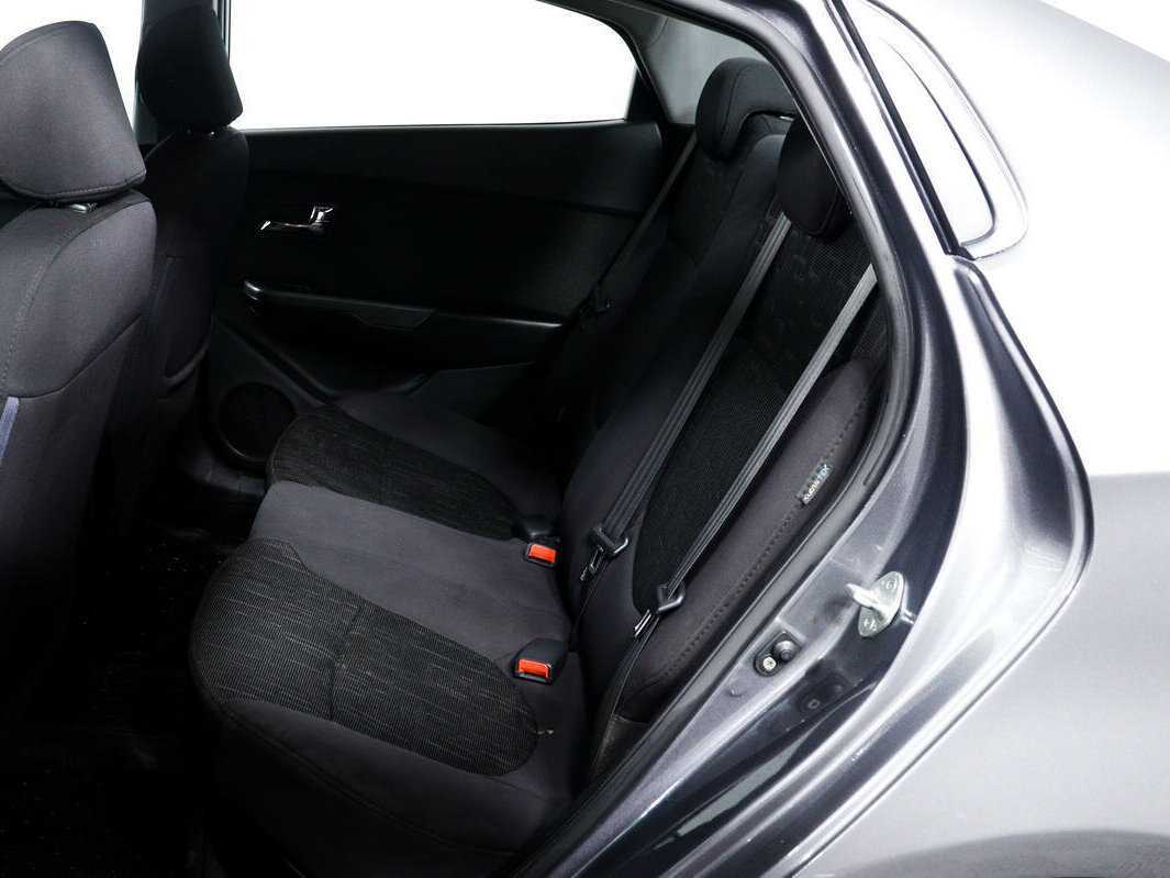 Kia Rio 2012 года с пробегом. Фото: #11