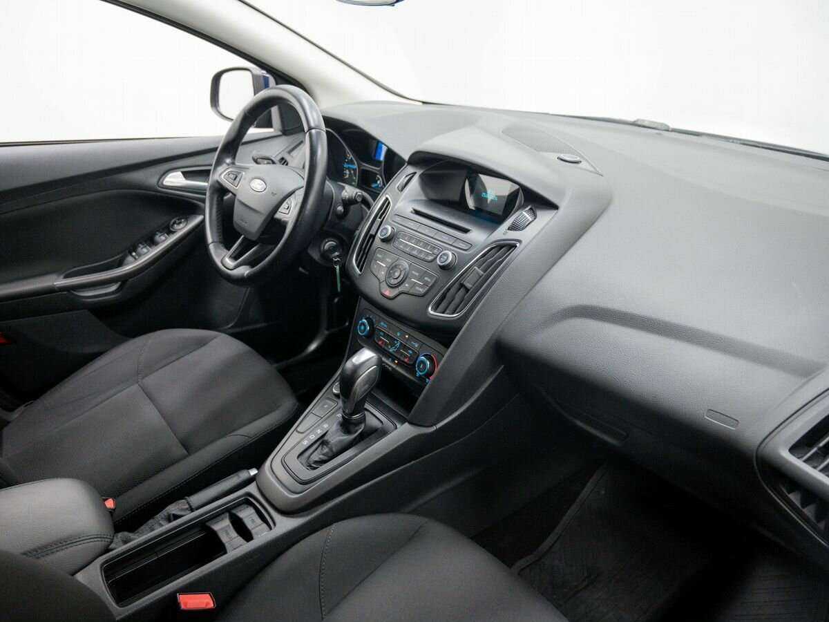 Ford Focus 2017 года с пробегом. Фото: #9