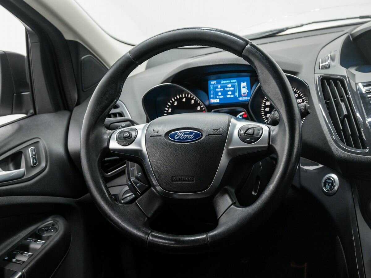 Ford Kuga 2015 года с пробегом. Фото: #9