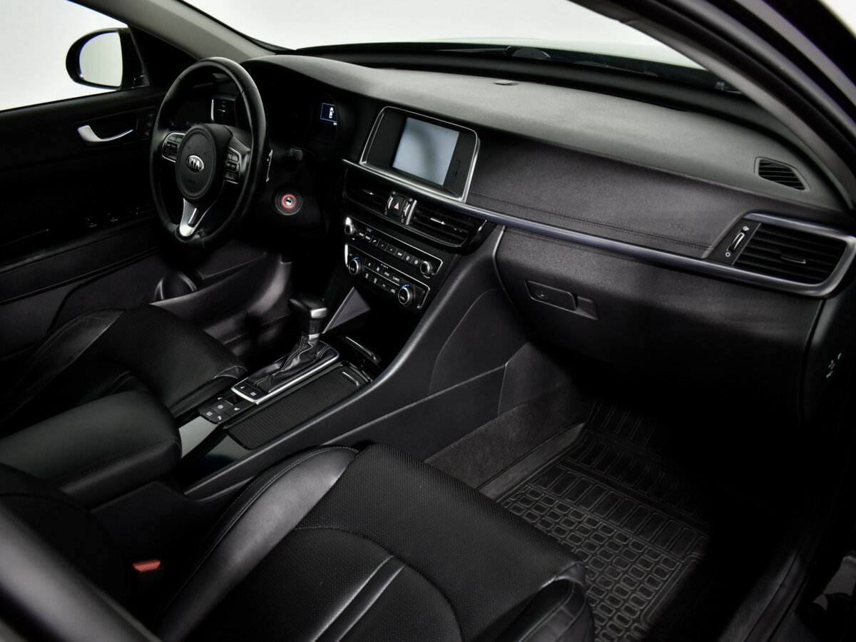 Kia Optima 2017 года с пробегом. Фото: #10