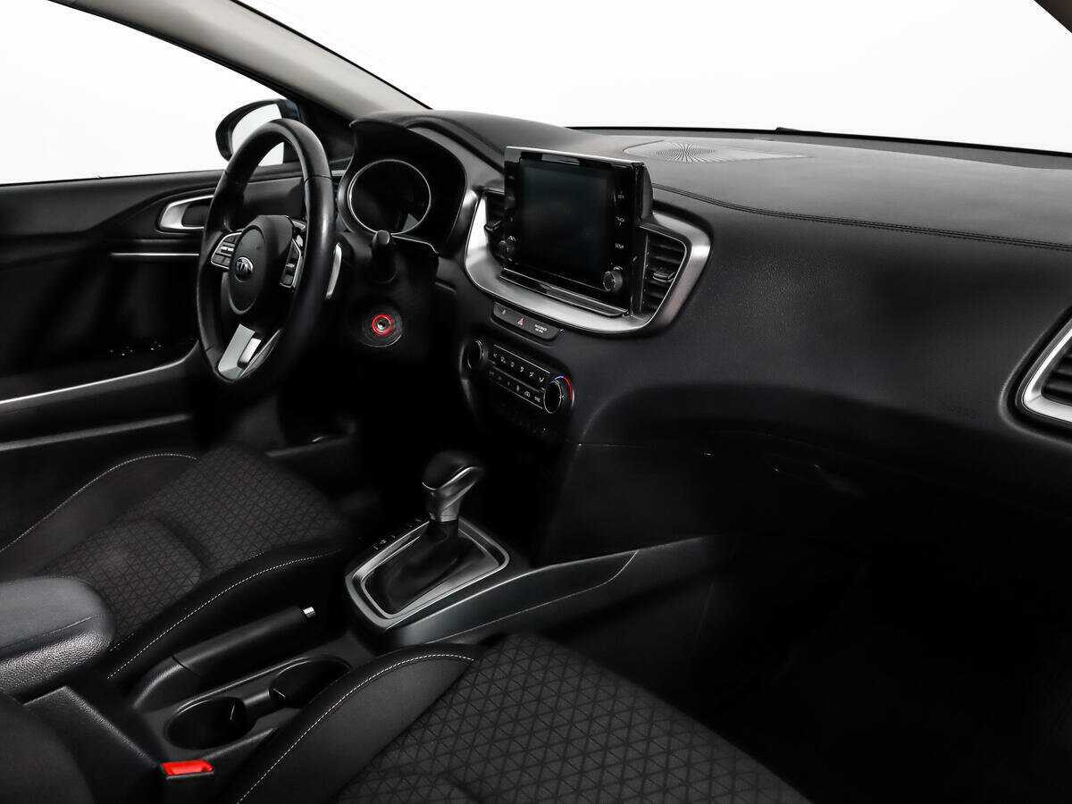 Kia Ceed 2021 года с пробегом. Фото: #10