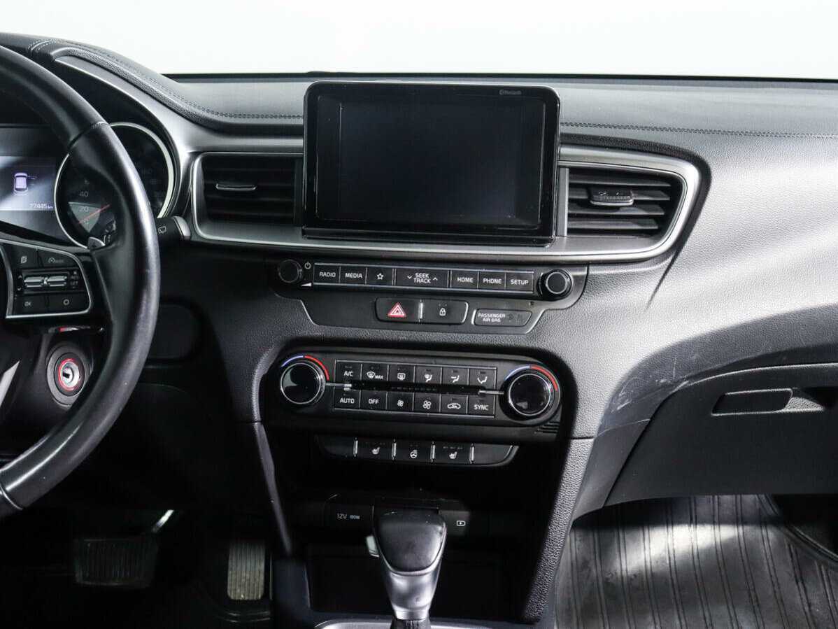 Kia Ceed 2018 года с пробегом. Фото: #11