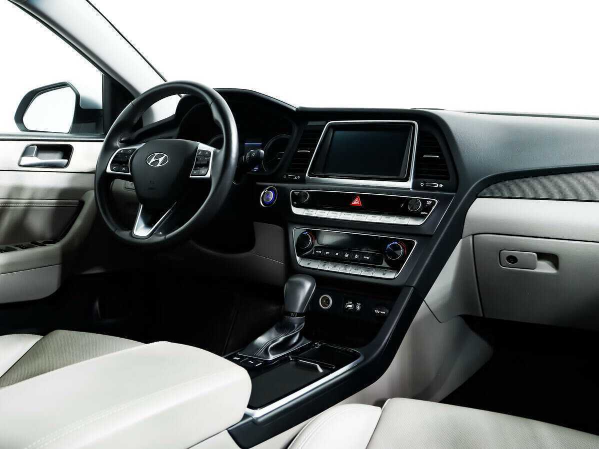 Hyundai Sonata 2019 года с пробегом. Фото: #6