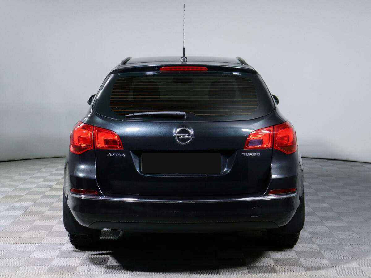 Opel Astra 2014 года с пробегом. Фото: #5