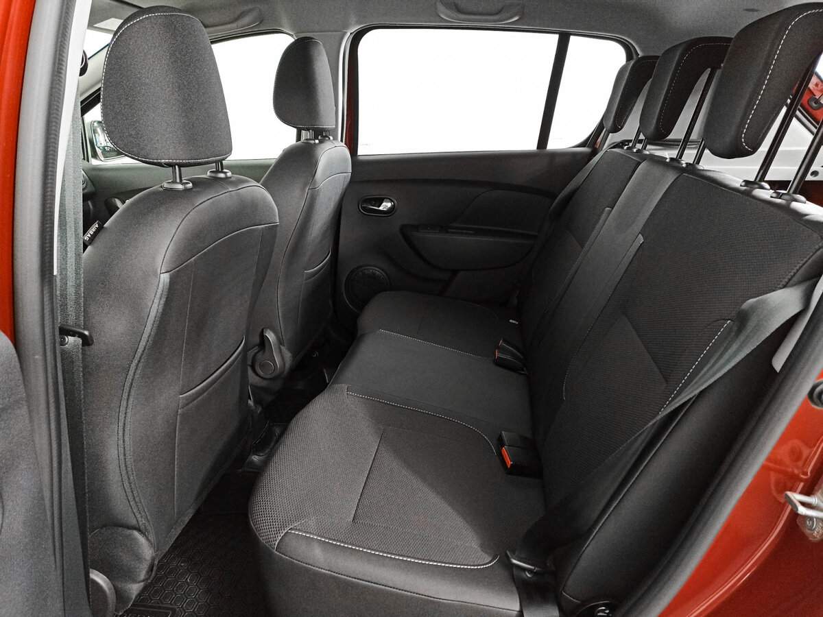 Renault Sandero 2020 года с пробегом. Фото: #10