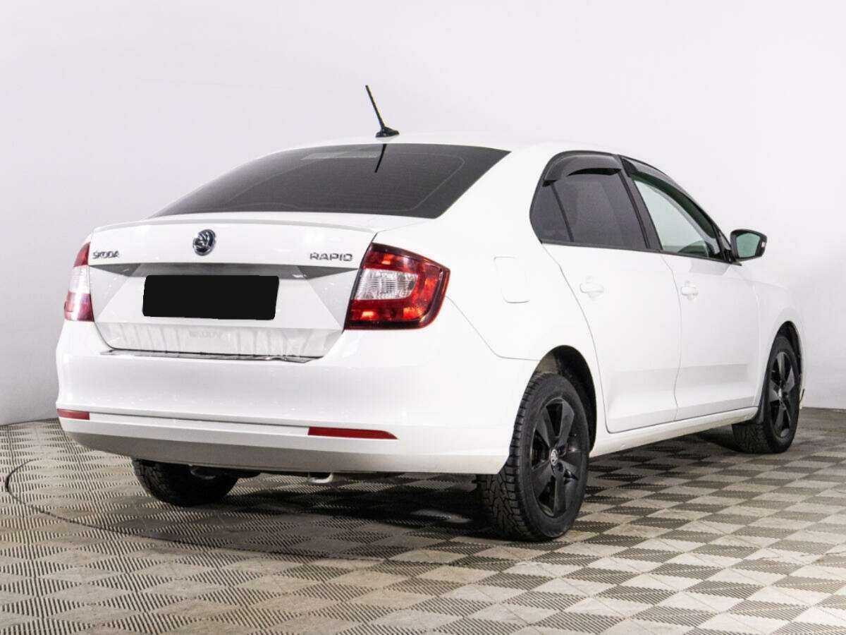 Skoda Rapid 2018 года с пробегом. Фото: #4