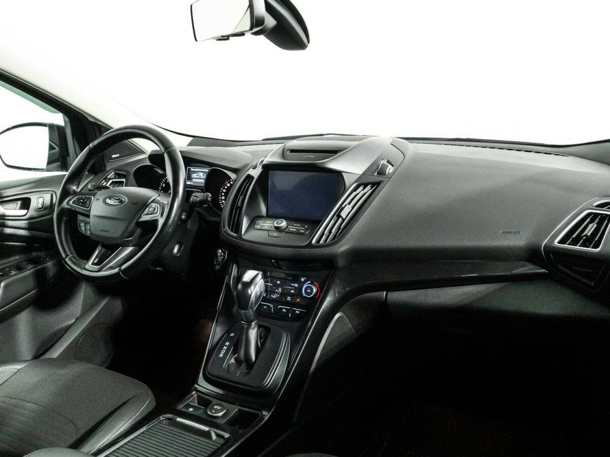Ford Kuga 2017 года с пробегом. Фото: #8