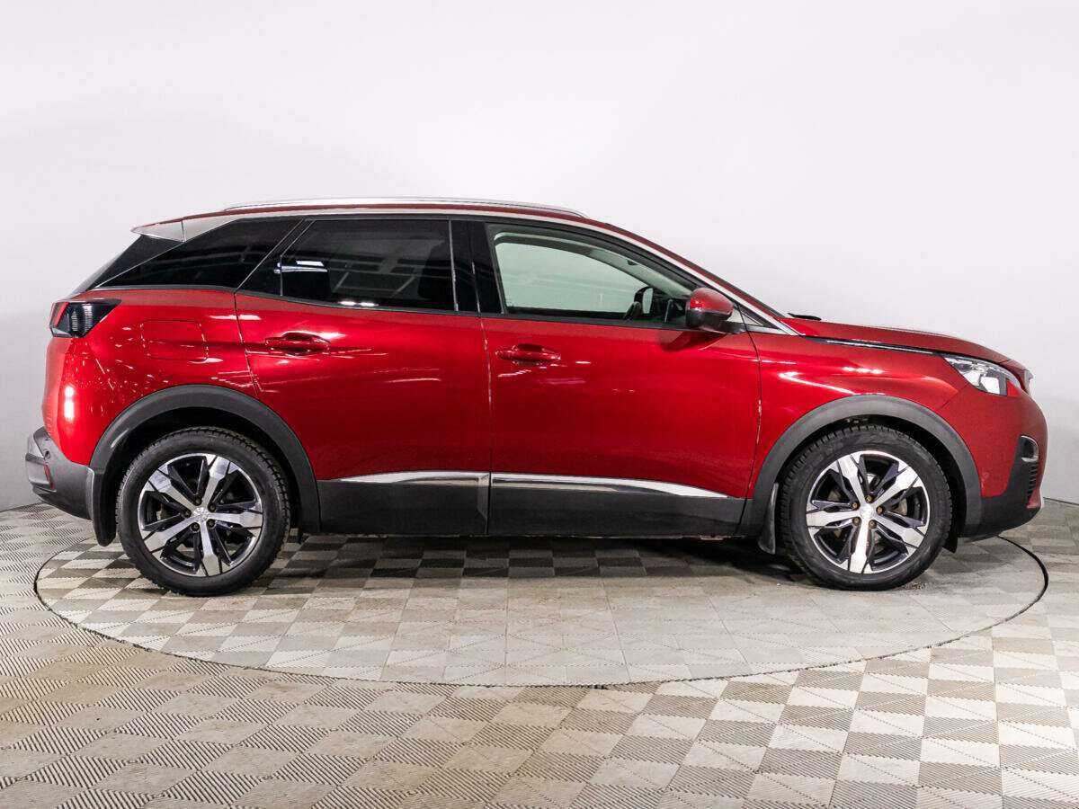 Peugeot 3008 2018 года с пробегом. Фото: #3