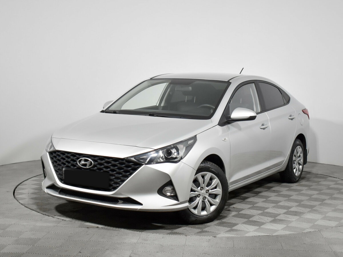 Hyundai Solaris 2020 года с пробегом. Посмотреть фото