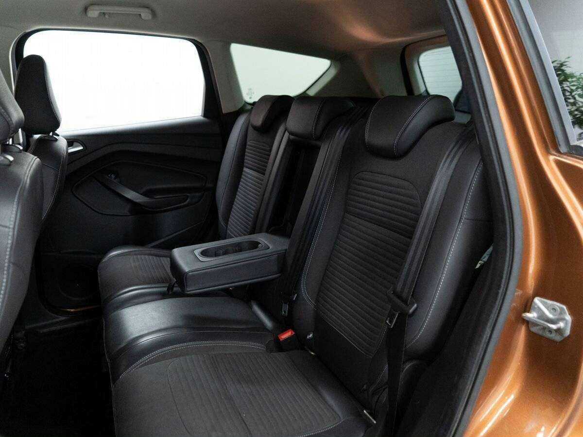 Ford Kuga 2017 года с пробегом. Фото: #6