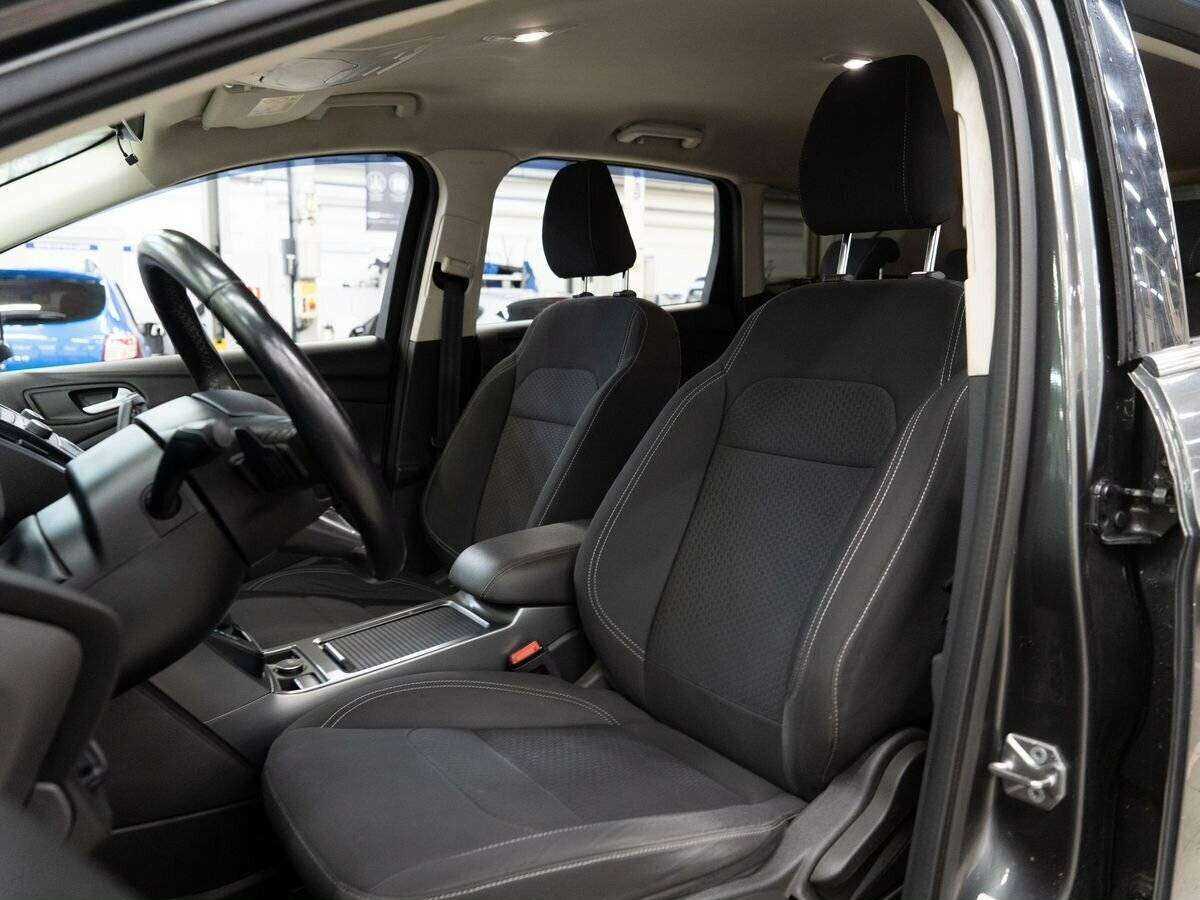 Ford Kuga 2017 года с пробегом. Фото: #5