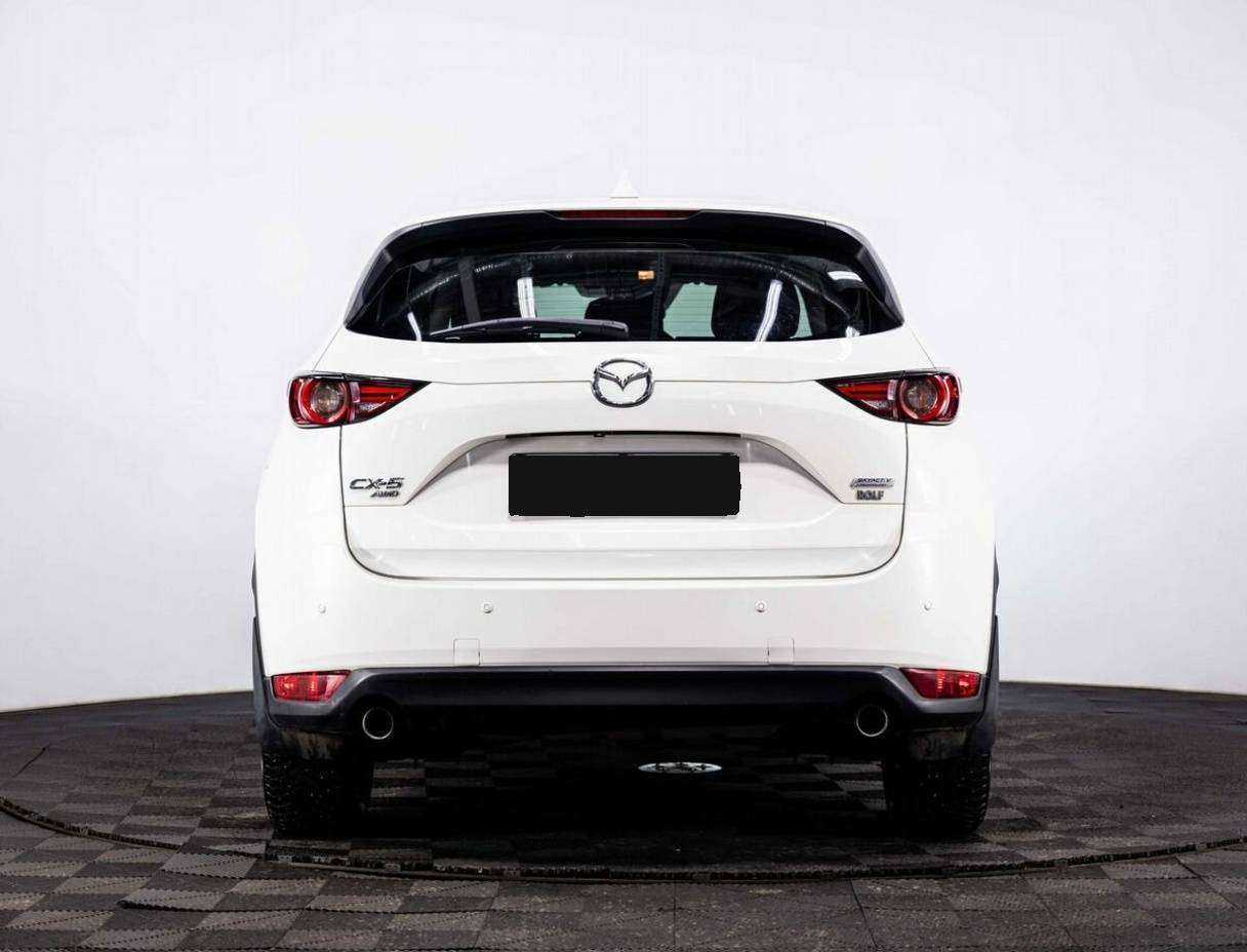 Б/У Мазда Ц-Икс-5 2018 года. Фото: #4