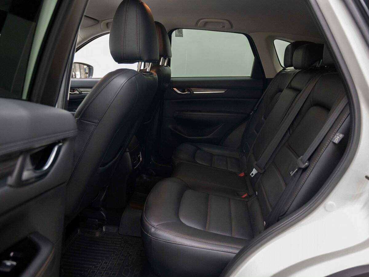 Б/У Мазда Ц-Икс-5 2018 года. Фото: #8