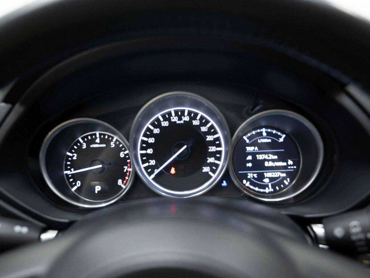 Б/У Мазда Ц-Икс-5 2018 года. Фото: #14