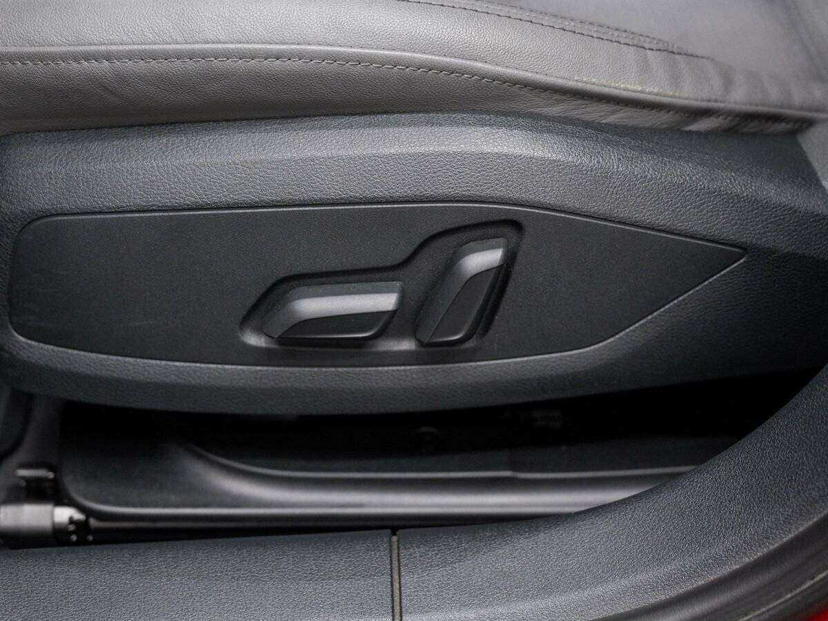 Audi A4 2019 года с пробегом. Фото: #17