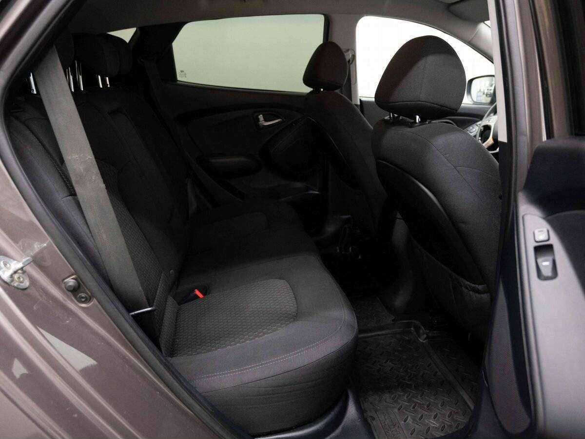 Б/У Хендай ай-икс35 2013 года. Фото: #8