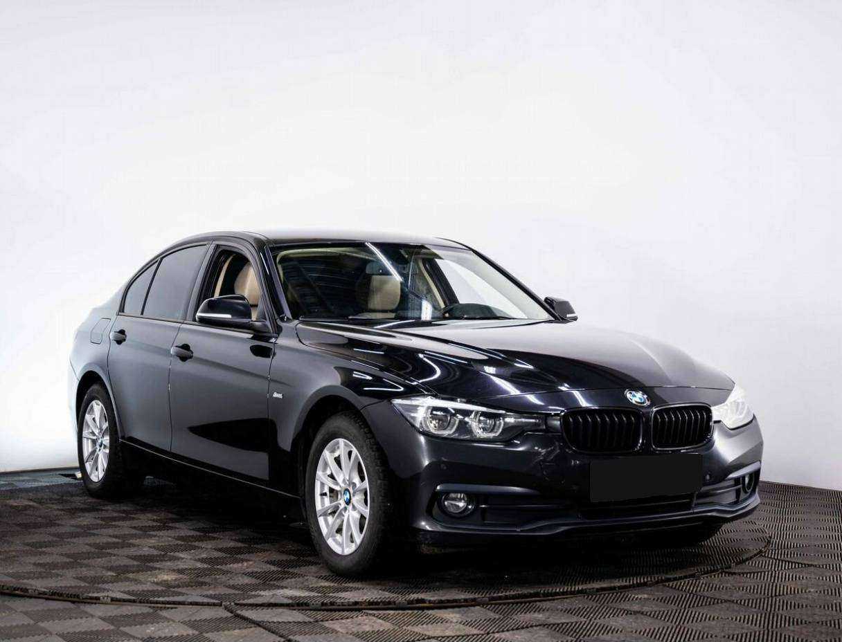 BMW 3 серии 2018 года с пробегом. Фото: #2