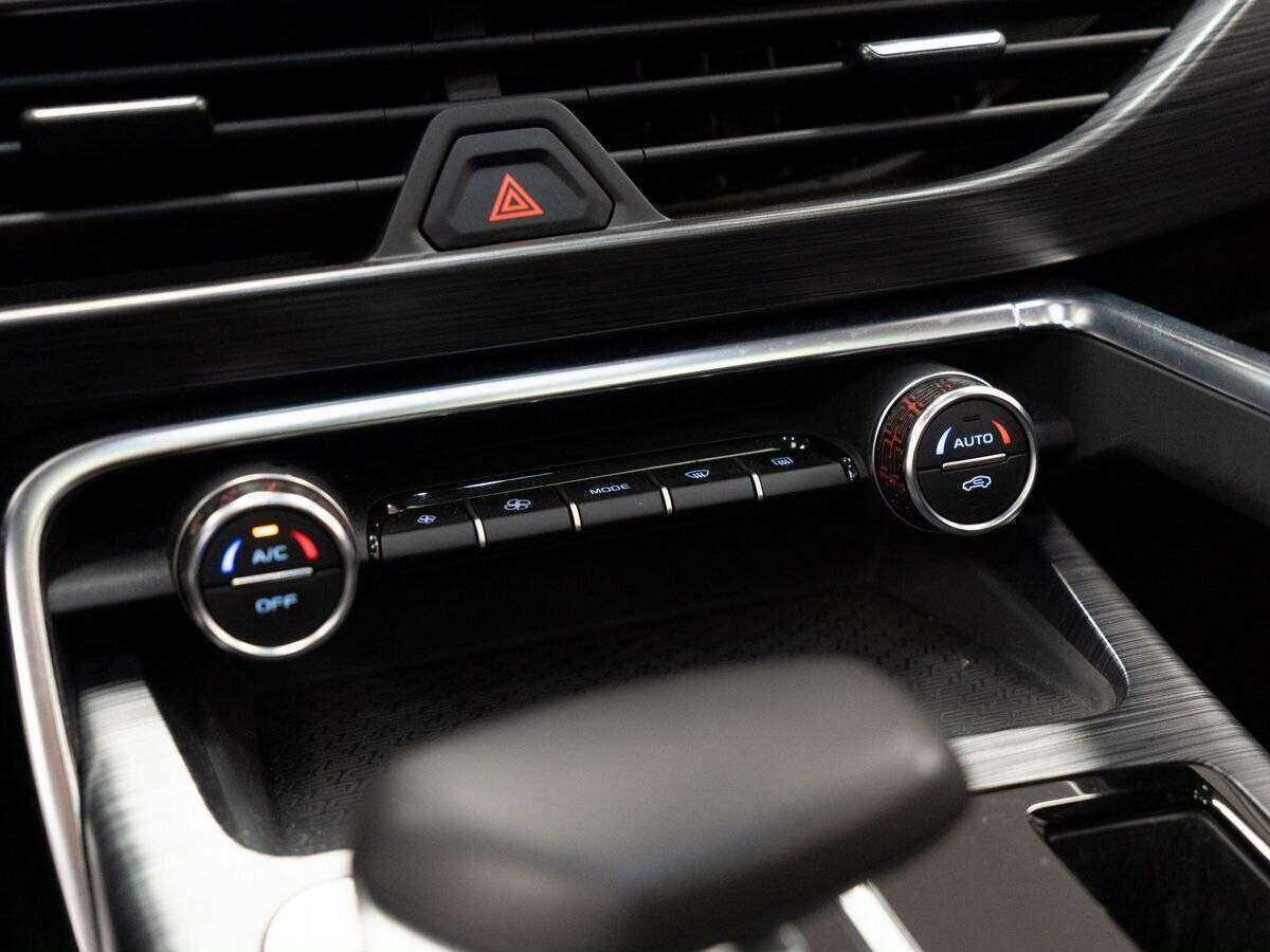 Geely Tugella 2021 года с пробегом. Фото: #10