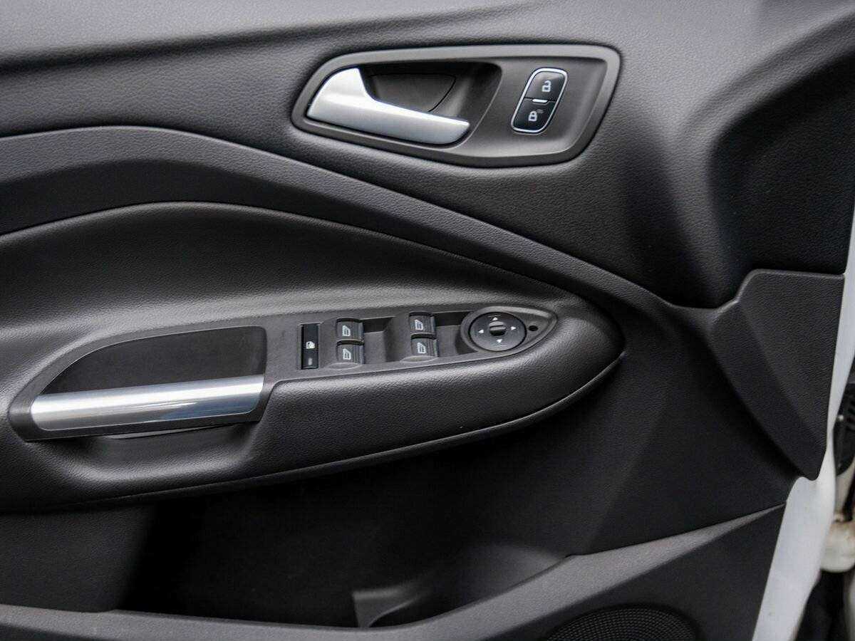 Б/У Форд Куга 2017 года. Фото: #15