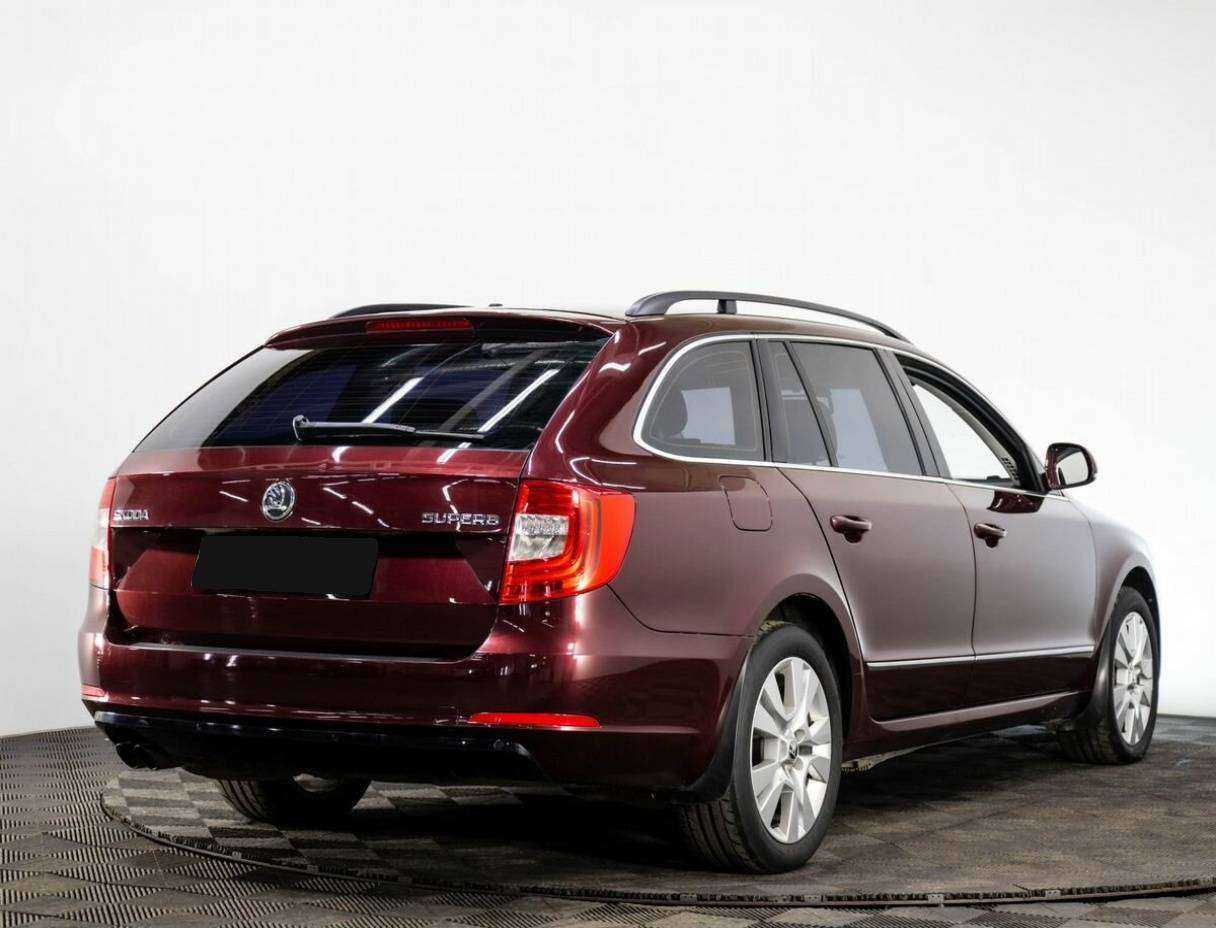 Б/У Шкода Суперб 2014 года. Фото: #5