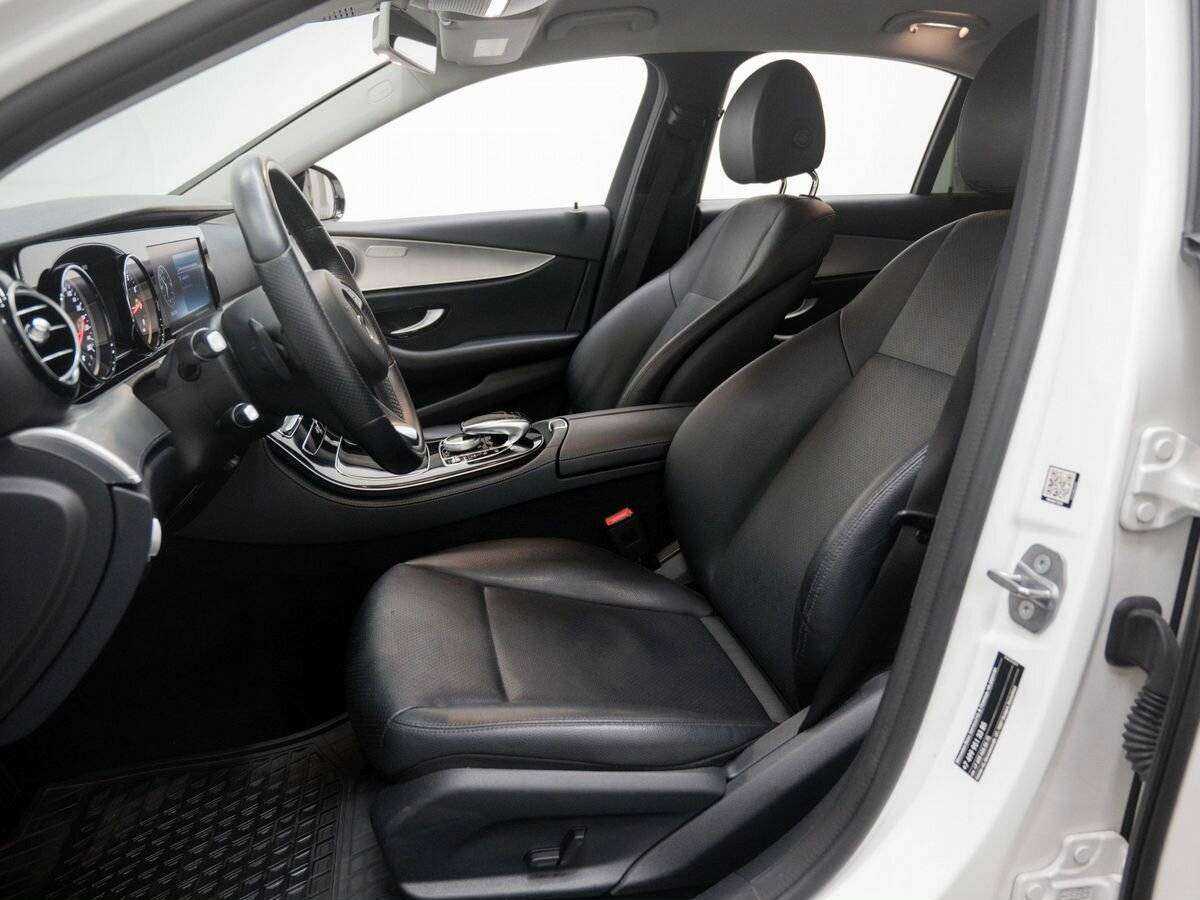 Mercedes-Benz E-Класс 2017 года с пробегом. Фото: #15