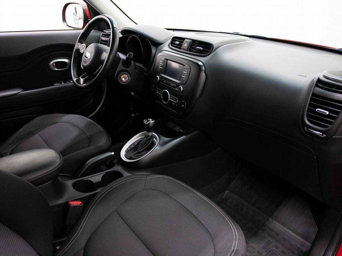 Б/У Киа Соул 2018 года. Фото: #10