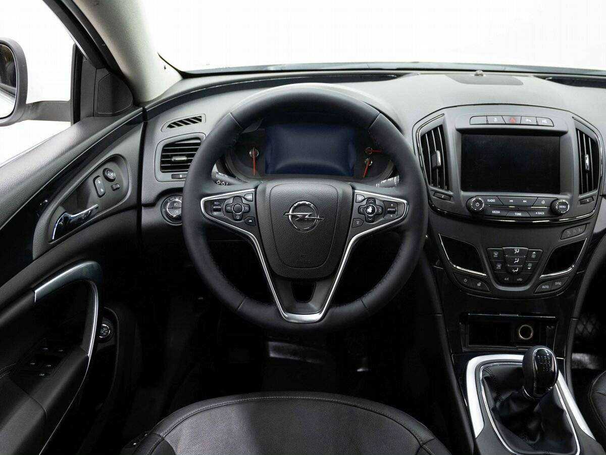 Opel Insignia 2013 года с пробегом. Фото: #17