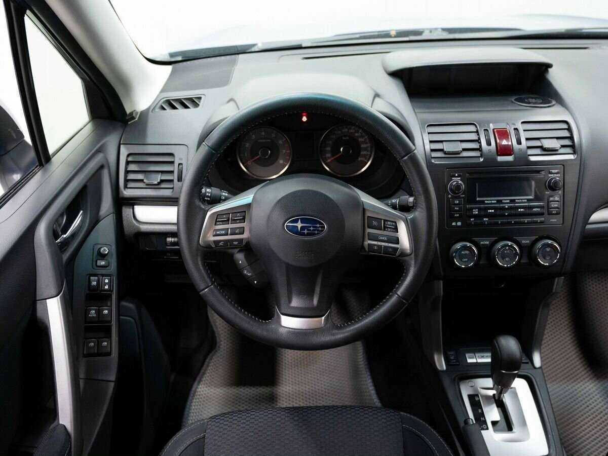 Subaru Forester 2014 года с пробегом. Фото: #10