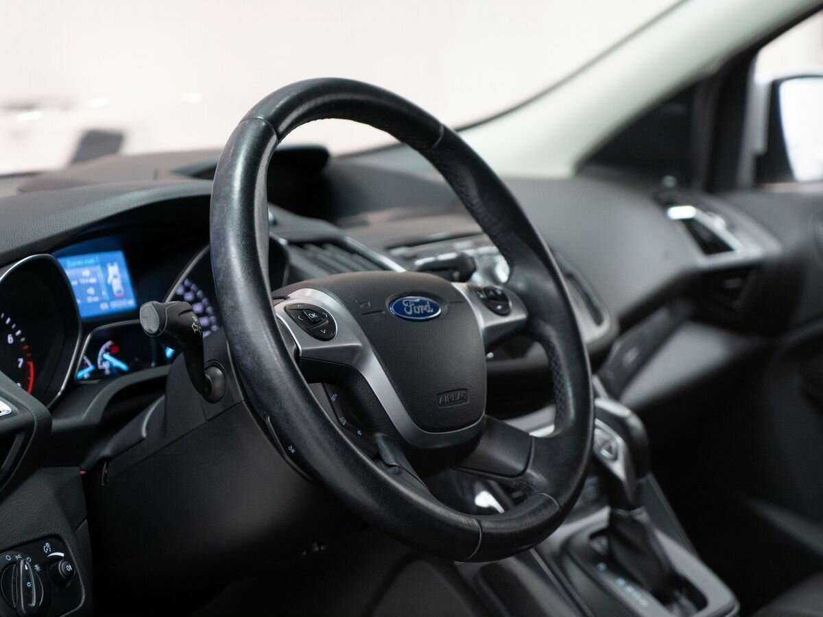 Ford Kuga 2016 года с пробегом. Фото: #4