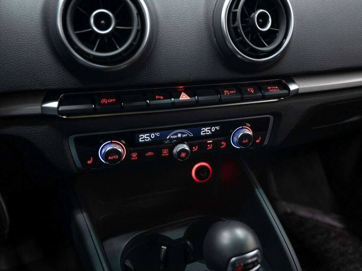 Audi A3 2016 года с пробегом. Фото: #21