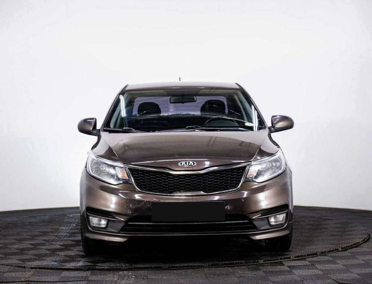 Б/У Киа Рио 2017 года. Фото: #1