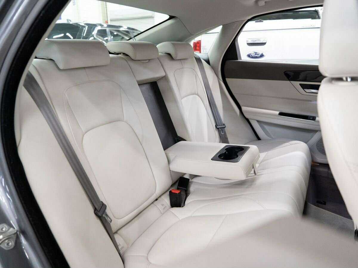 Jaguar XF 2017 года с пробегом. Фото: #7