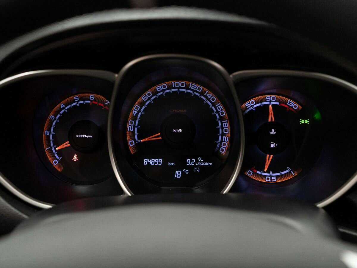 Lada (ВАЗ) Vesta 2018 года с пробегом. Фото: #9