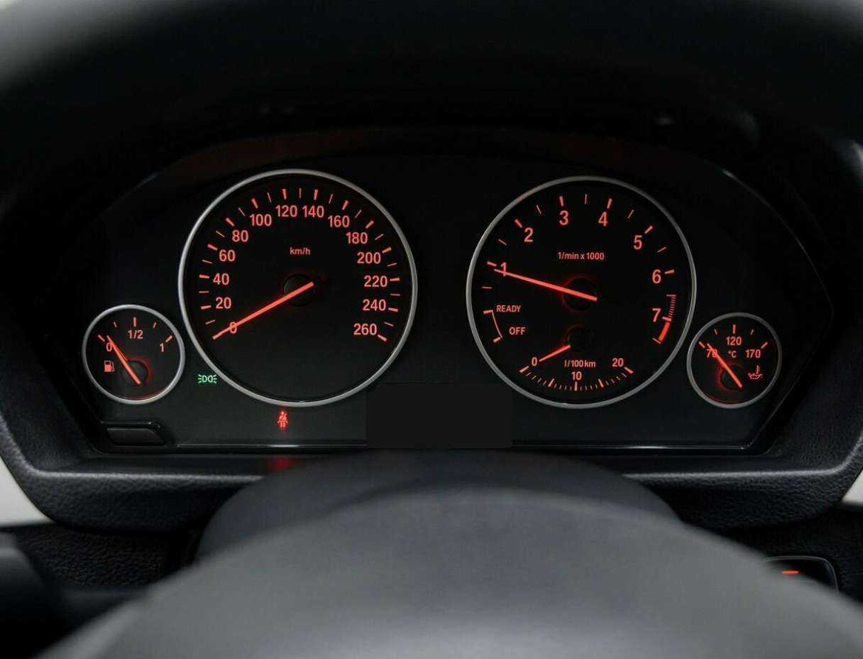 BMW 3 серии 2016 года с пробегом. Фото: #24