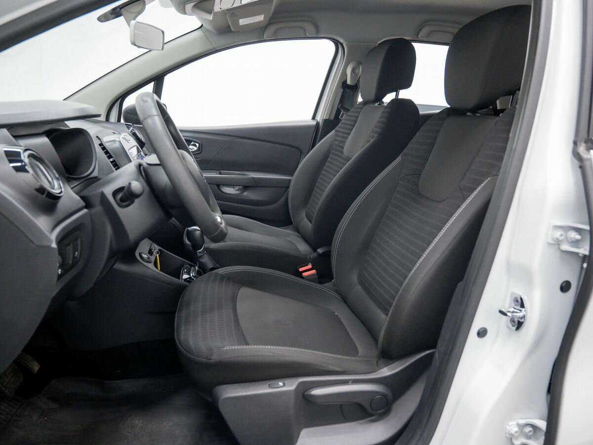 Б/У Рено Каптюр 2018 года. Фото: #12