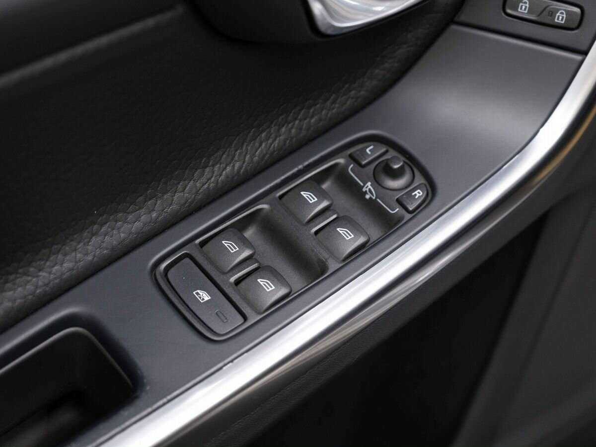 Volvo S60 2012 года с пробегом. Фото: #16