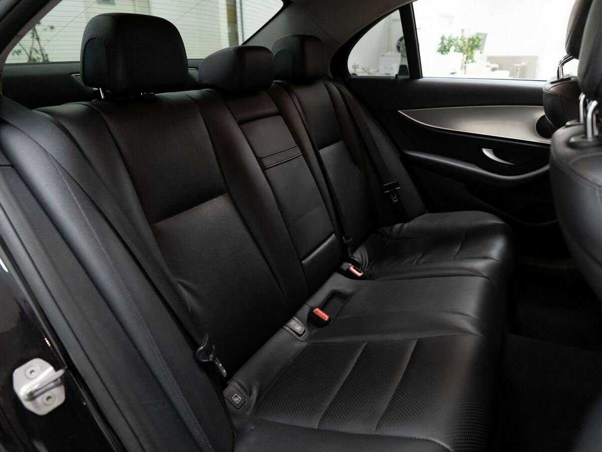 Mercedes-Benz E-Класс 2017 года с пробегом. Фото: #8