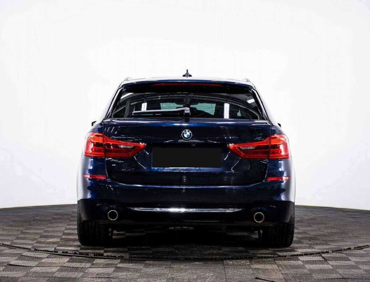 BMW 5 серии 2017 года с пробегом. Фото: #4
