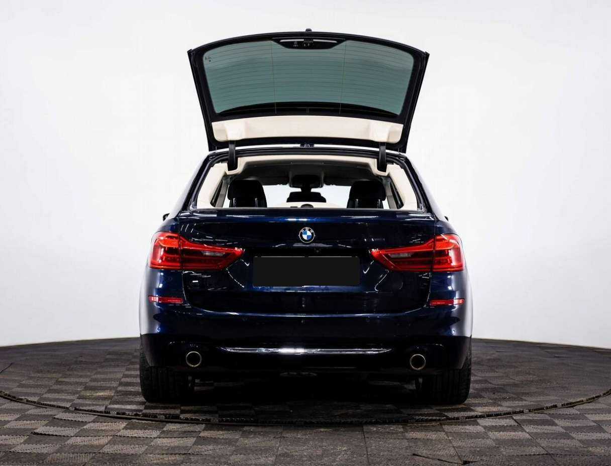 BMW 5 серии 2017 года с пробегом. Фото: #5