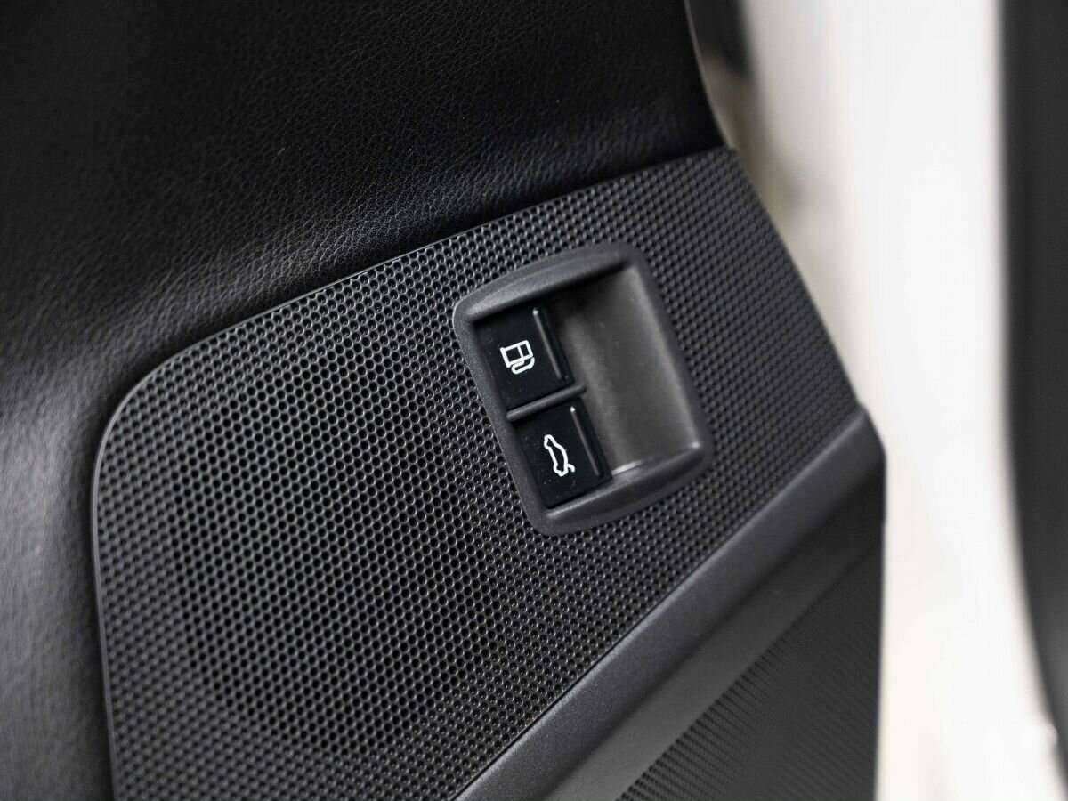 Б/У Фольксваген Пассат ЦЦ 2014 года. Фото: #15