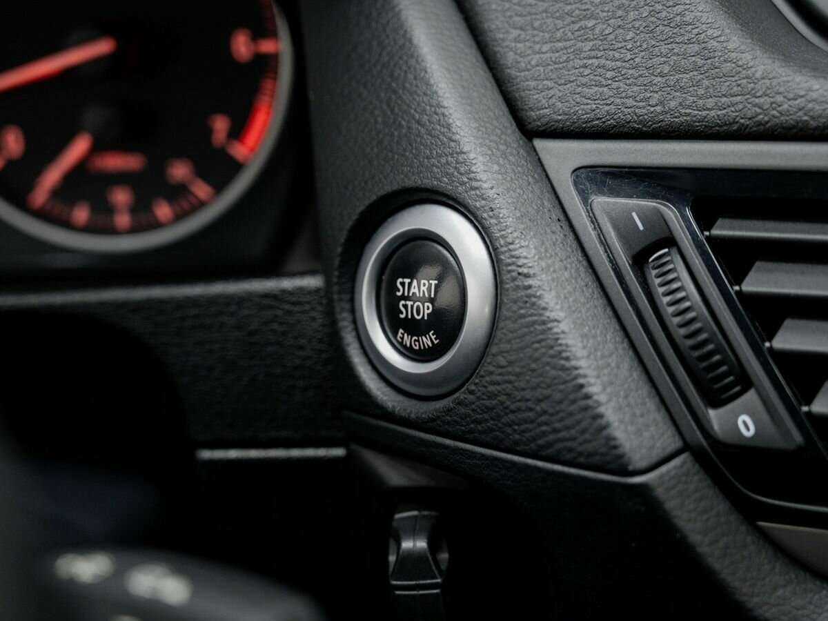 Б/У БМВ Икс1 2013 года. Фото: #19