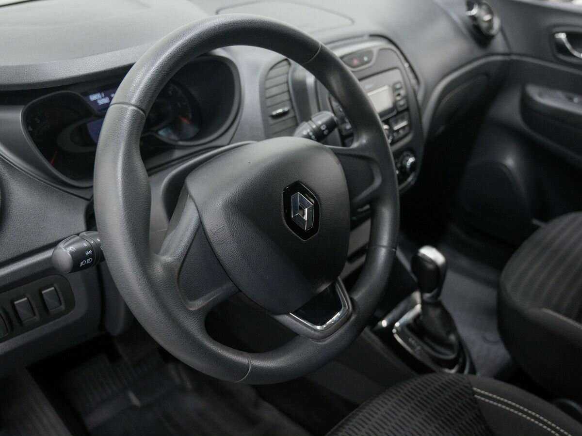 Б/У Рено Каптюр 2018 года. Фото: #16