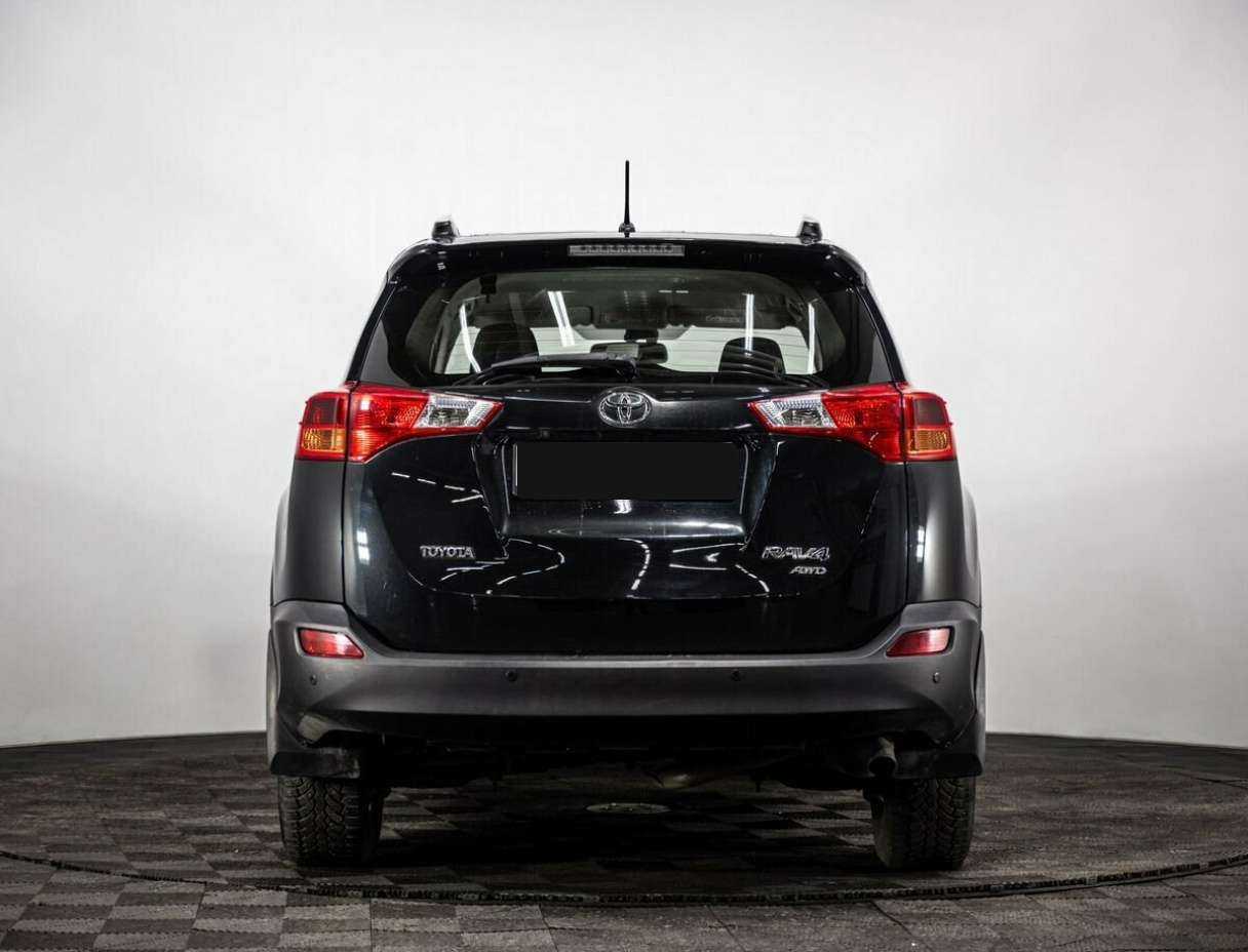 Б/У Тойота Рав4 2014 года. Фото: #4