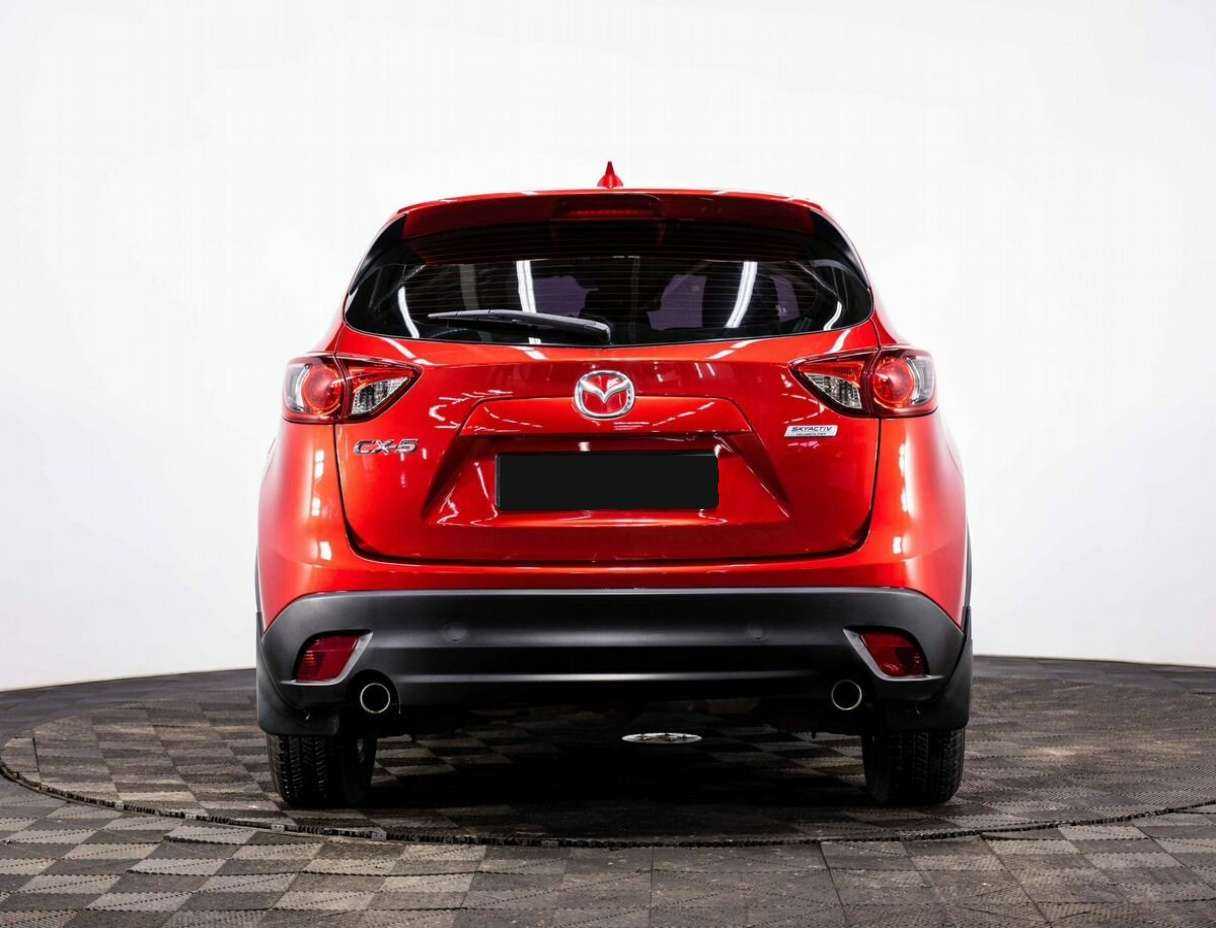 Б/У Мазда Ц-Икс-5 2015 года. Фото: #4