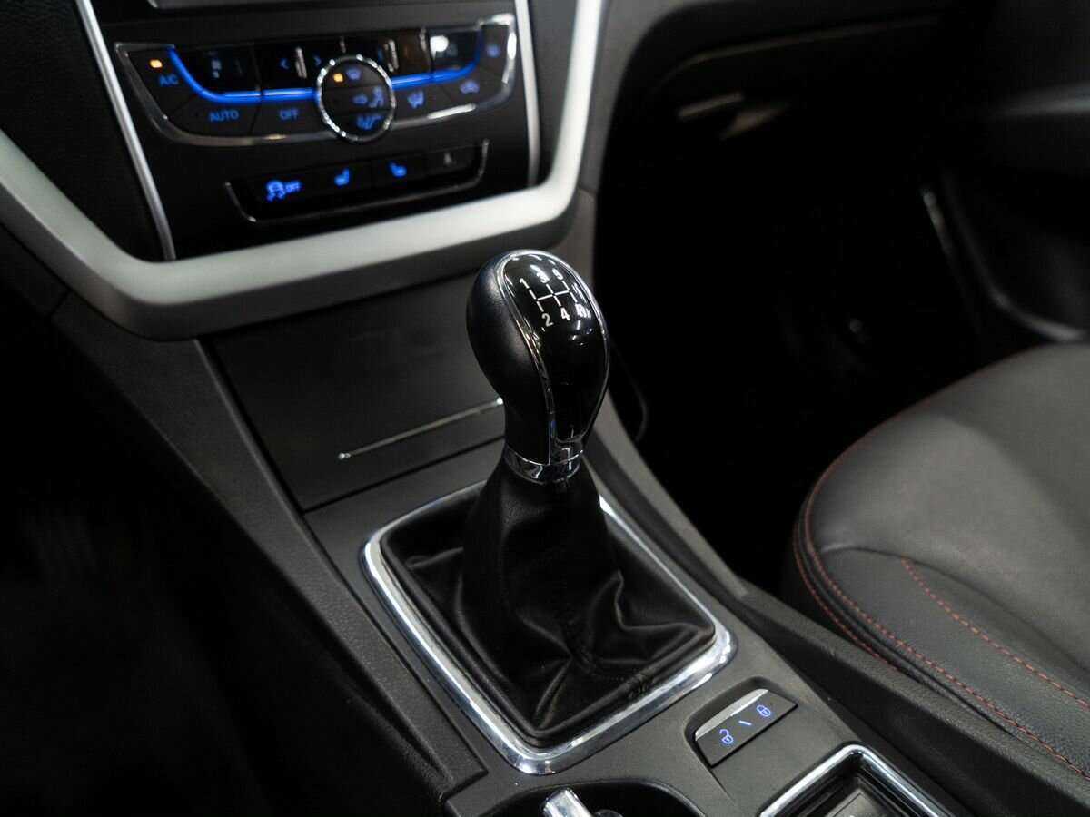 Geely Emgrand 7 2016 года с пробегом. Фото: #10