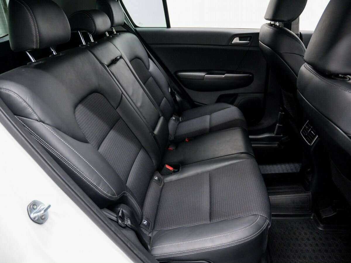 Б/У Киа Спортейдж 2018 года. Фото: #9