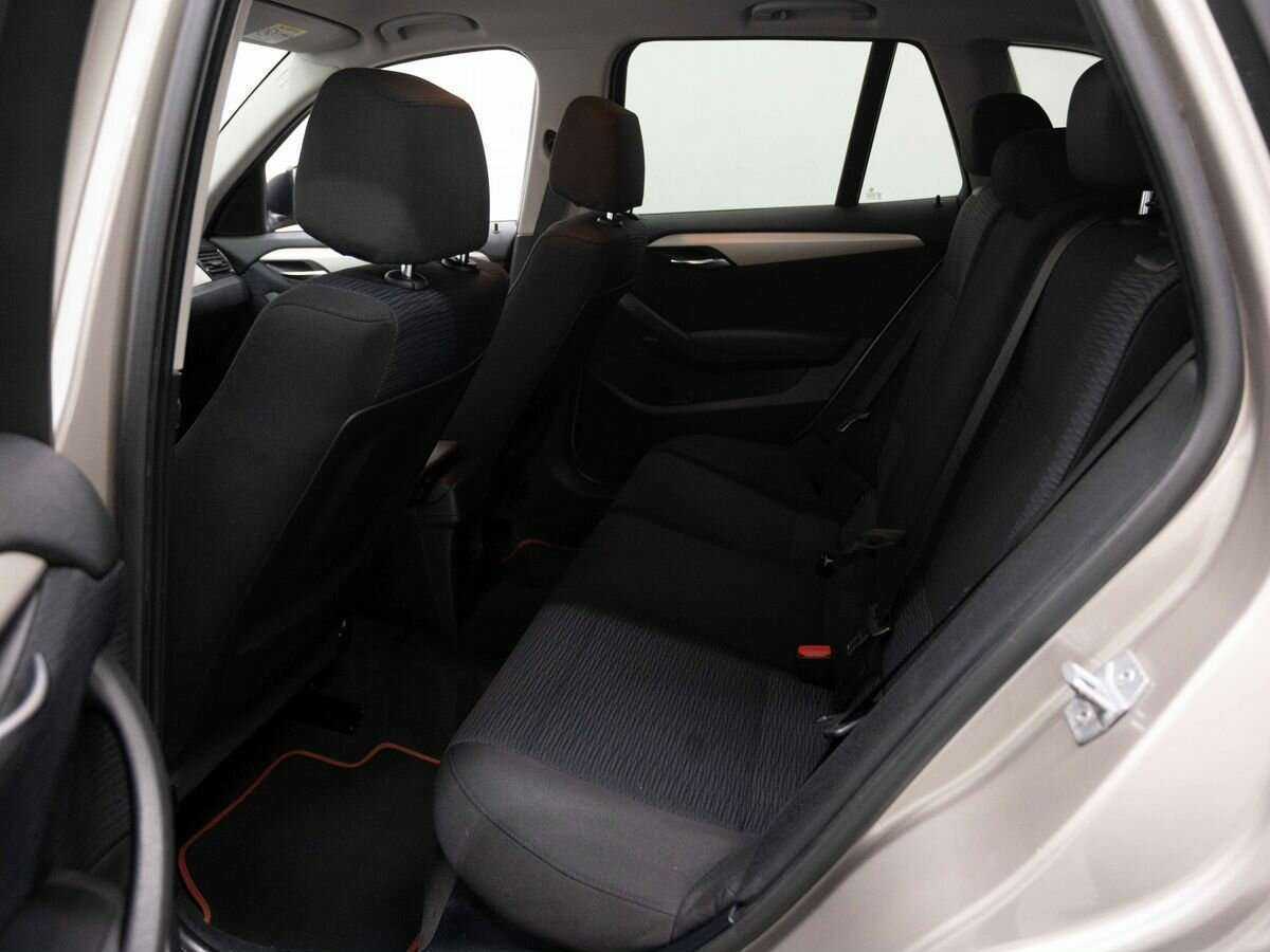 Б/У БМВ Икс1 2013 года. Фото: #8