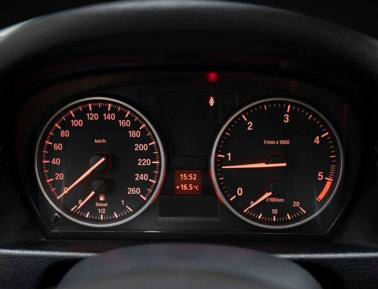 Б/У БМВ Икс1 2013 года. Фото: #16